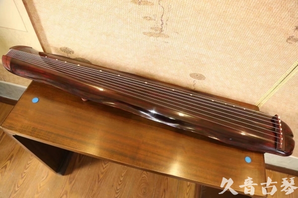 陇南市●久音古琴  ●今日推荐  20230516【收藏级断纹蕉叶】