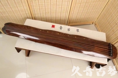 陇南市●久音古琴  ●今日推荐  20240321【收藏级断纹小蕉叶】